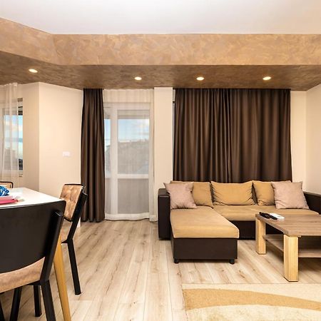 Sunny 1Bd Apartment In Old Town By Flat Mаnager Plovdiv Buitenkant foto