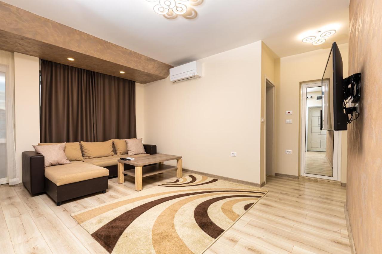 Sunny 1Bd Apartment In Old Town By Flat Mаnager Plovdiv Buitenkant foto