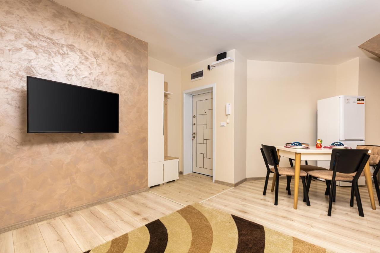 Sunny 1Bd Apartment In Old Town By Flat Mаnager Plovdiv Buitenkant foto